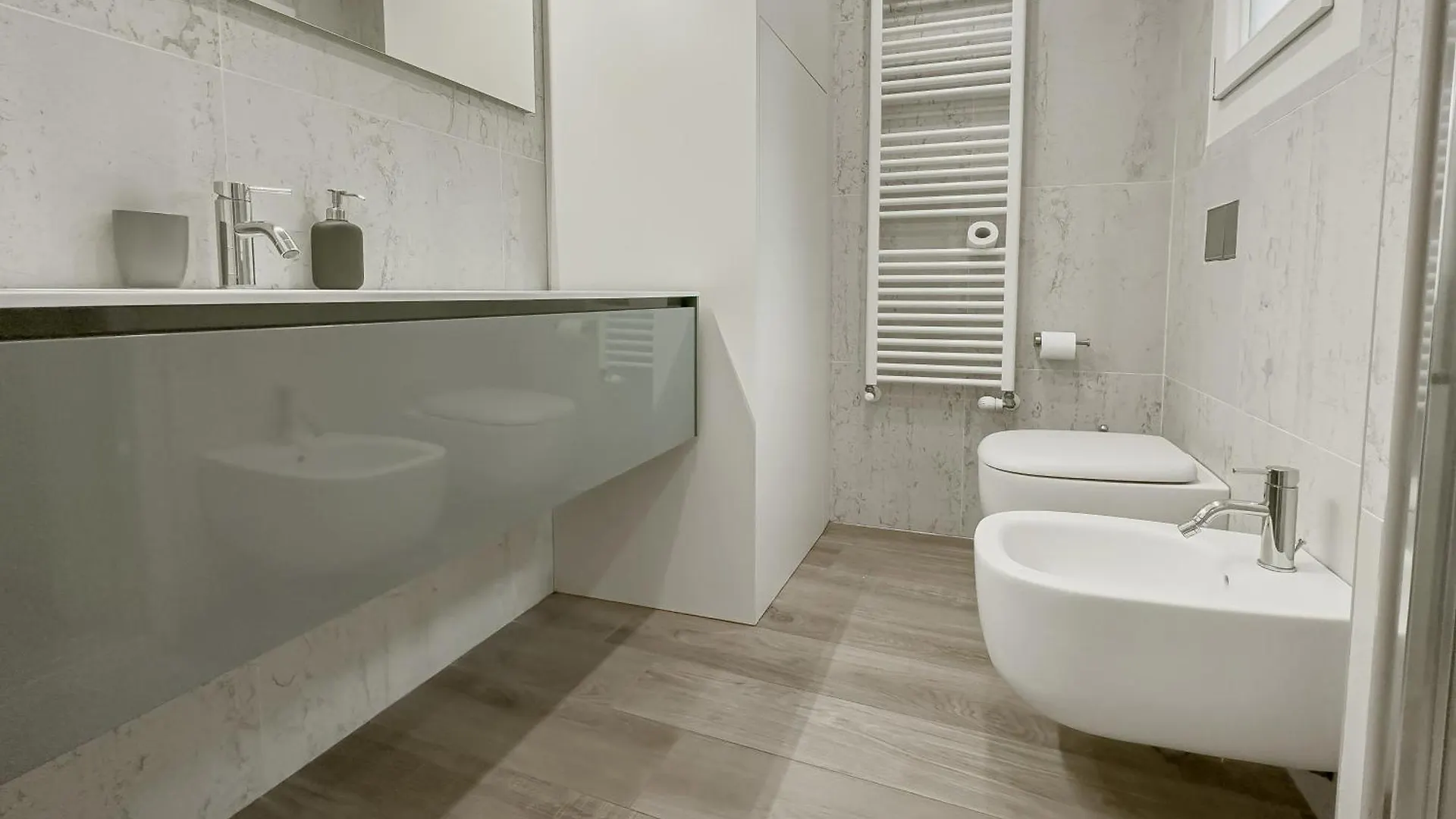 Realkasa Canonica Apartment Bologna