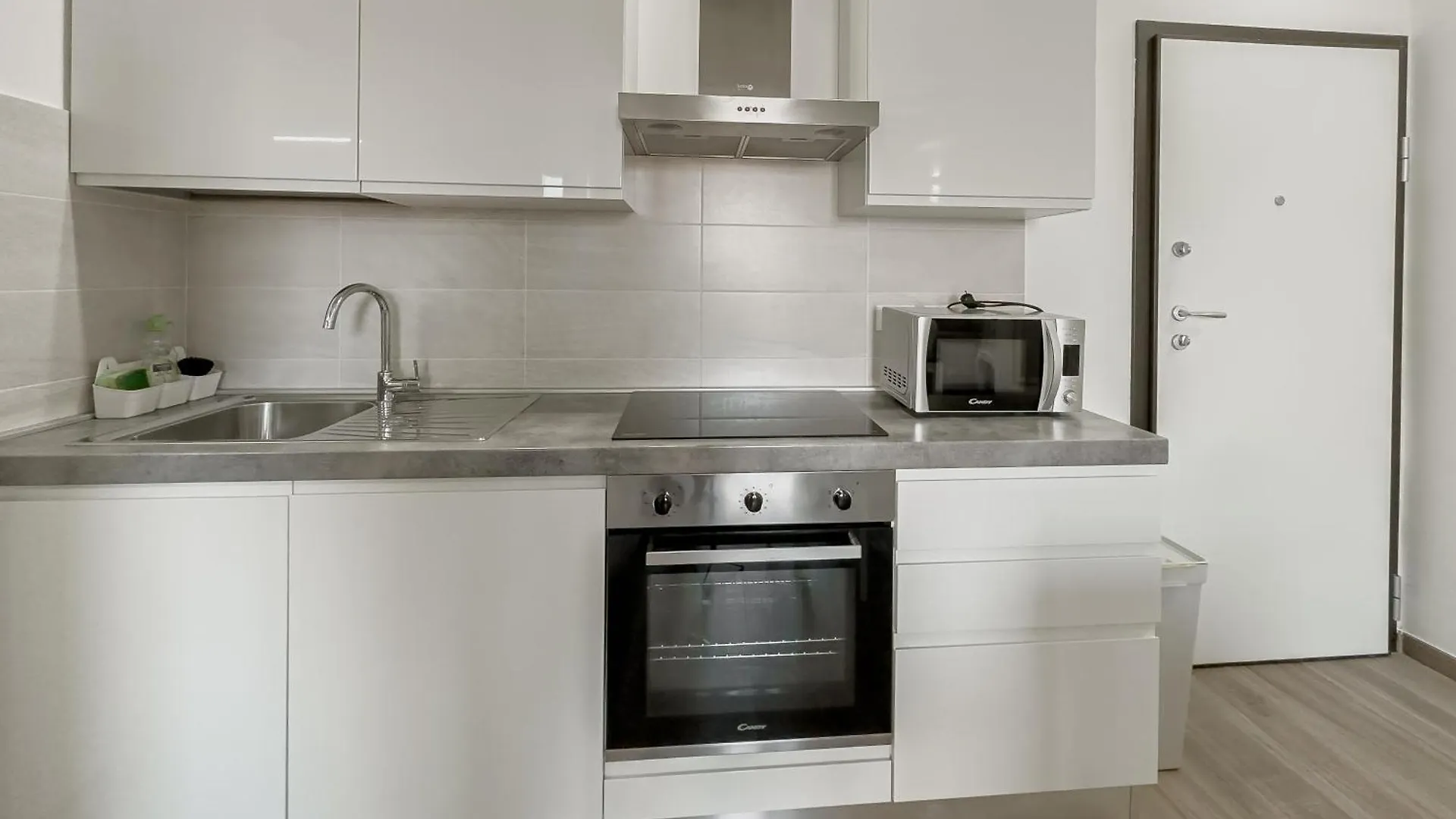 Realkasa Canonica Apartment Bologna